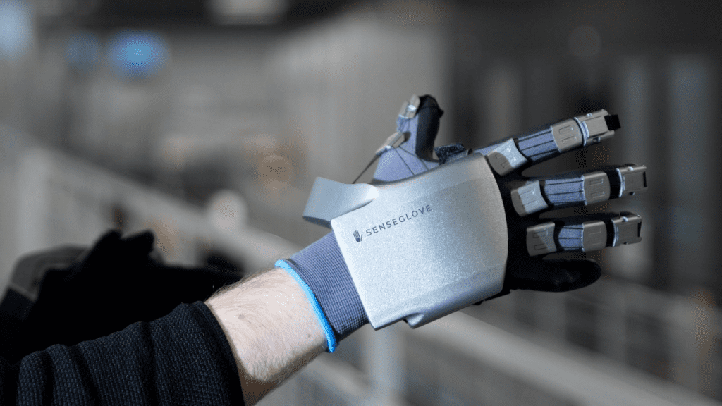 SenseGlove Nova son los guantes hápticos más avanzados del mercado